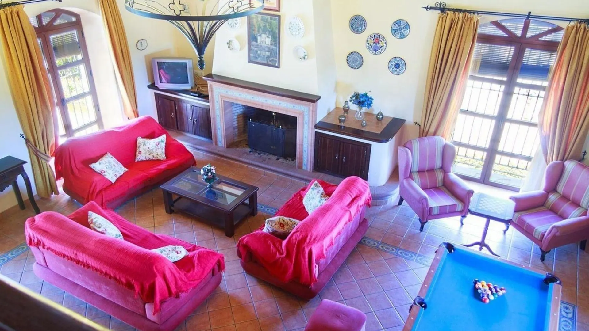 펜션 Lora del Río Schoenes Ferienhaus Mit Sonnenterasse Und Pool 빌라