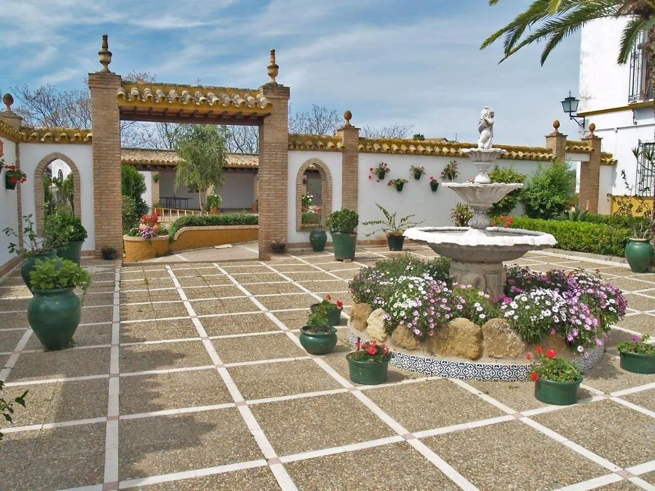 Schoenes Ferienhaus Mit Sonnenterasse Und Pool Villa Lora del Rio